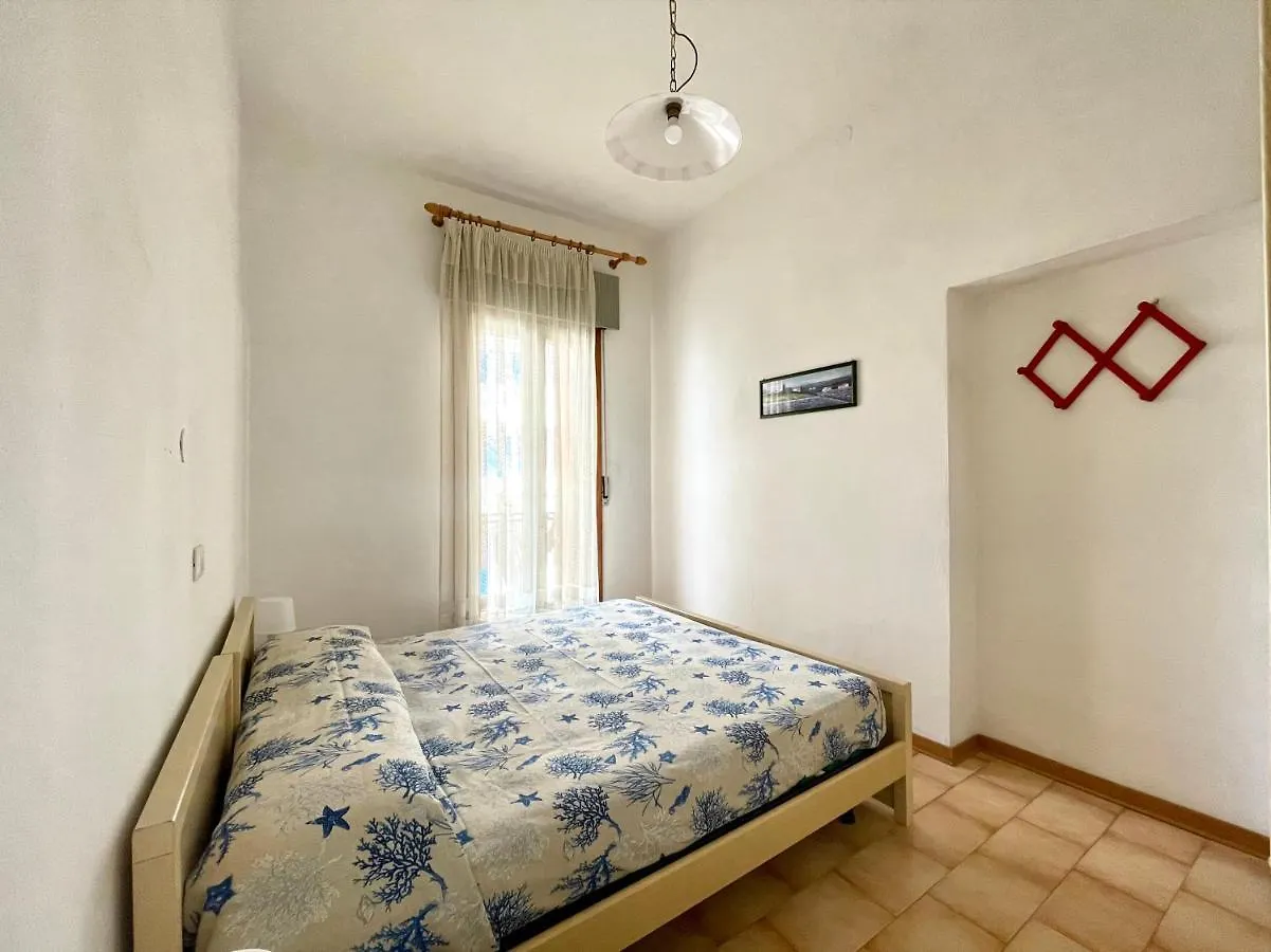 Villa Fronte Mare-Carraro Immobiliare Jesolo - Family Apartments Italy