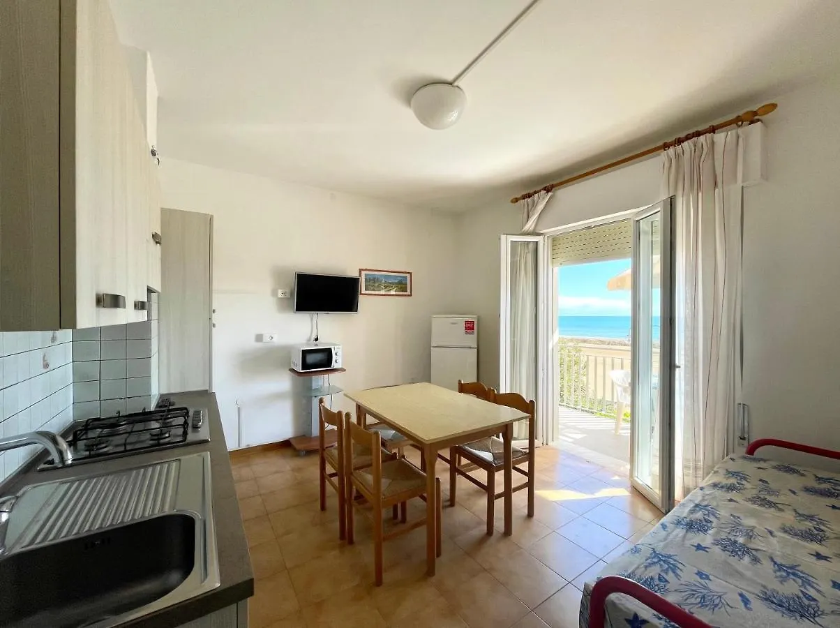 Villa Fronte Mare-Carraro Immobiliare Jesolo - Family Apartments