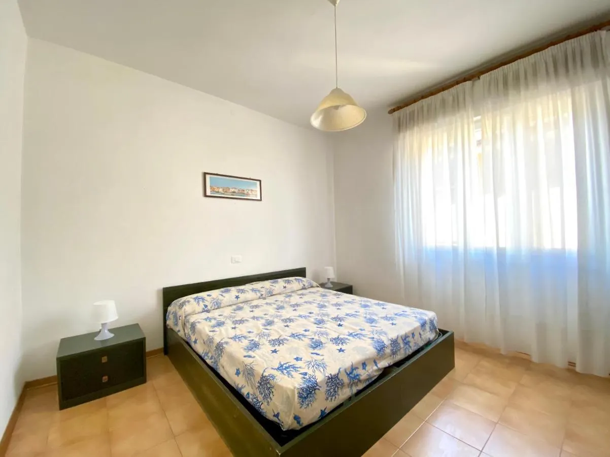 Villa Fronte Mare-Carraro Immobiliare Jesolo - Family Apartments Lido di Jesolo