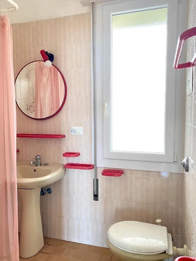 Villa Fronte Mare-Carraro Immobiliare Jesolo - Family Apartments  Lido di Jesolo