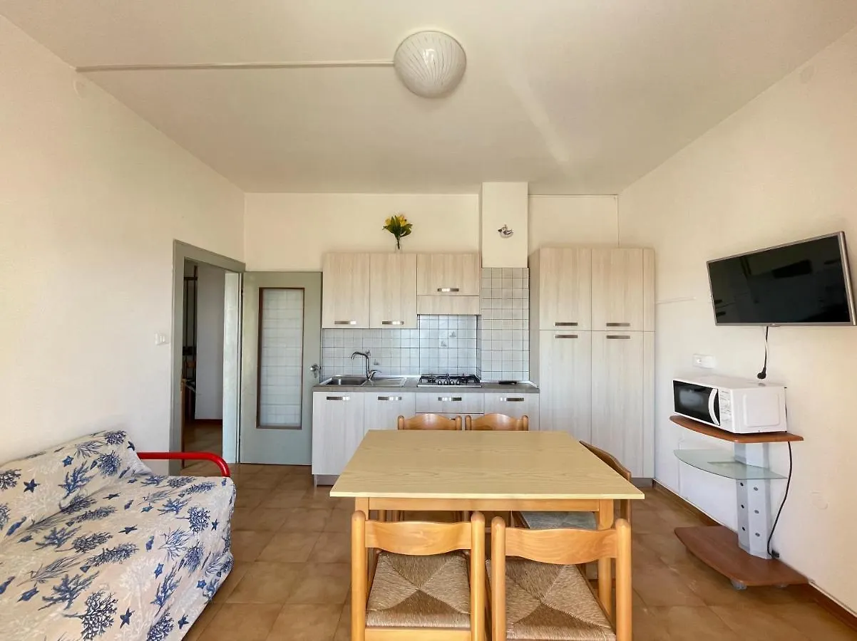 Villa Fronte Mare-Carraro Immobiliare Jesolo 0*, Lido di Jesolo Italia